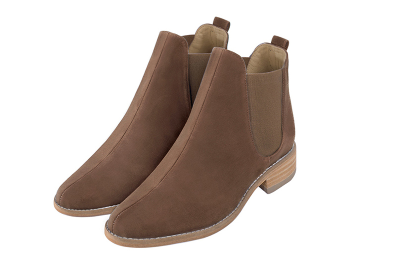 Chocolate brown women's ankle boots, with elastics. Round toe. Flat leather soles. Front view - Florence KOOIJMAN